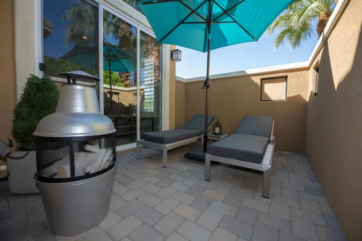 52298 Rosewood by Chris Casas-29