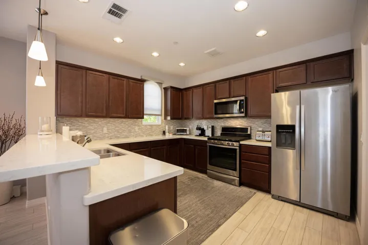 52298 Rosewood by Chris Casas-8