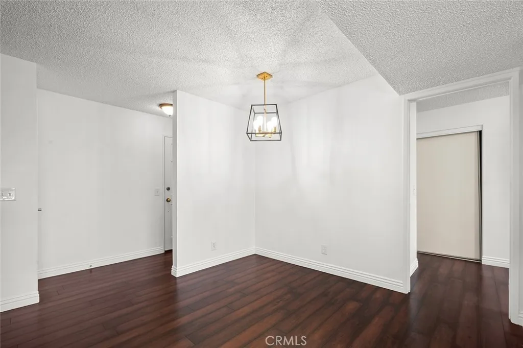 2507 E 15th Street 204, Long Beach, California 90804 home-pic-11