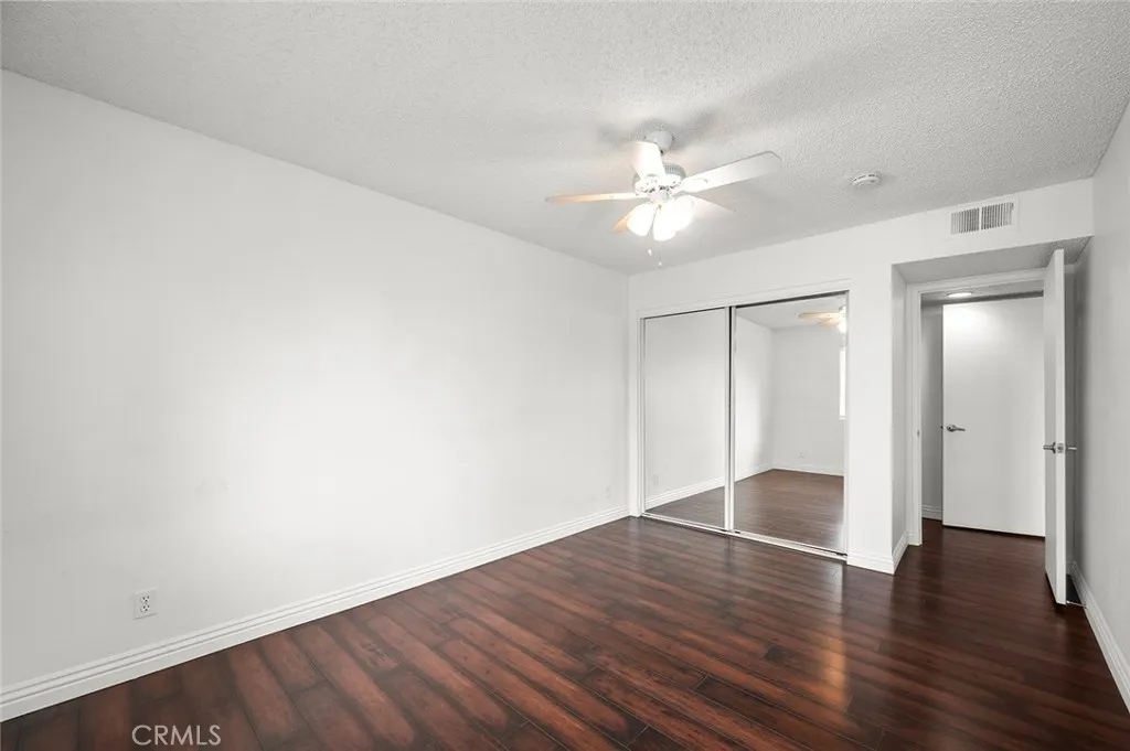 2507 E 15th Street 204, Long Beach, California 90804 home-pic-23