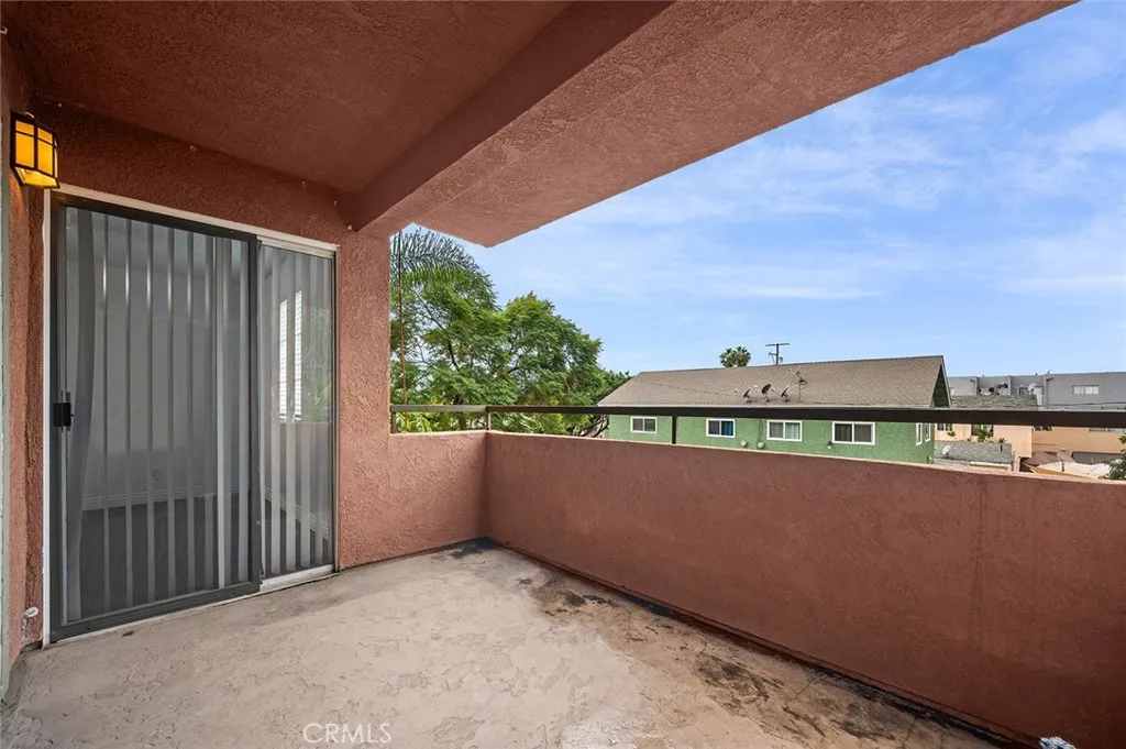 2507 E 15th Street 204, Long Beach, California 90804 home-pic-27