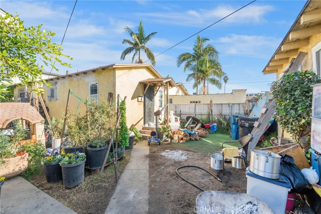 4133 W 101st Street, Inglewood, California 90304 home-pic-7