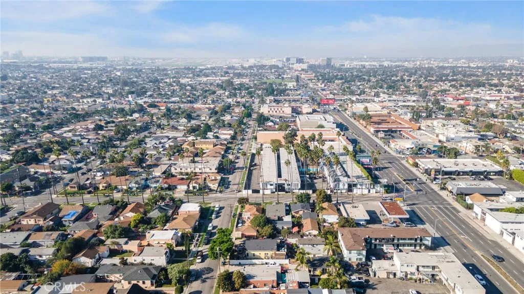 4133 W 101st Street, Inglewood, California 90304 home-pic-32