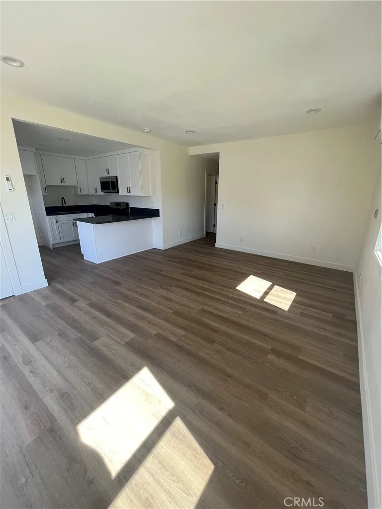 6600 Fishburn Avenue, Bell, California 90201 home-pic-7