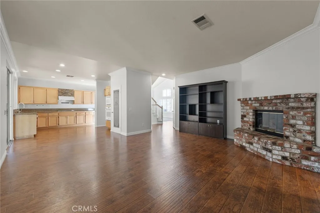 1276 Roberta Court, Simi Valley, California 93065 home-pic-14