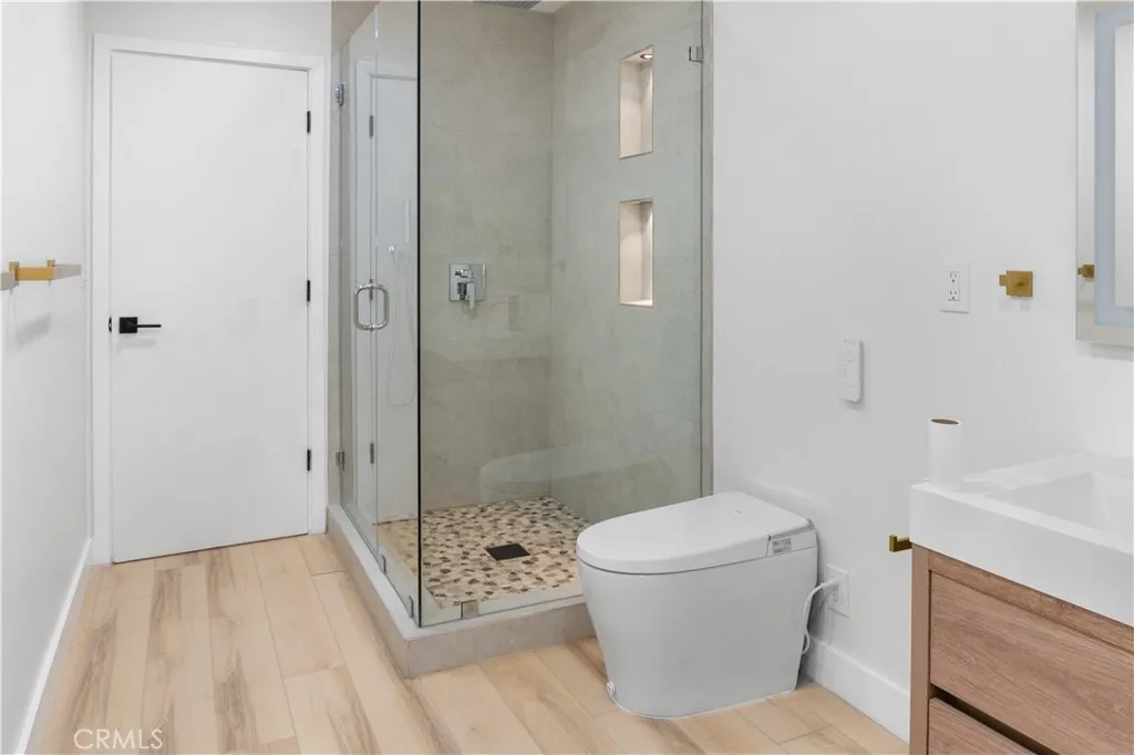 244 S Violet, Orange, California 92869 home-pic-17