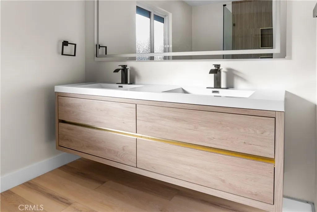 244 S Violet, Orange, California 92869 home-pic-27