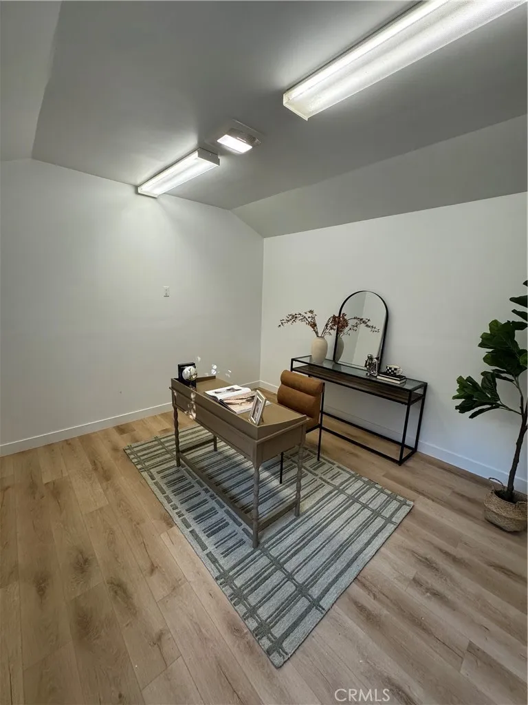 400 Flower Street, Pasadena, California 91104 home-pic-36