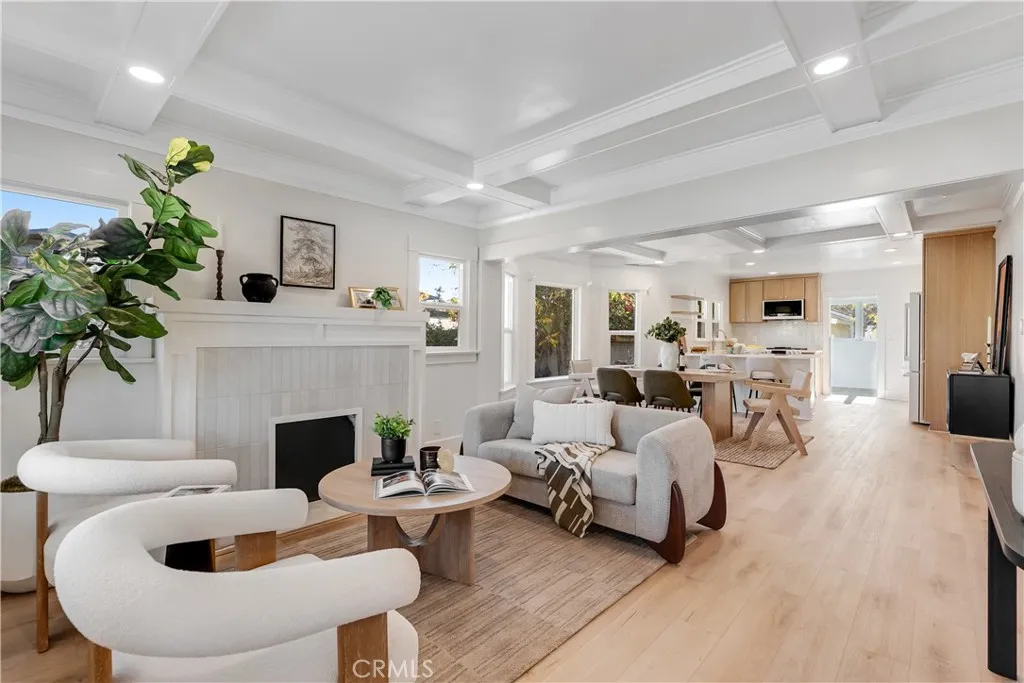 400 Flower Street, Pasadena, California 91104 home-pic-1