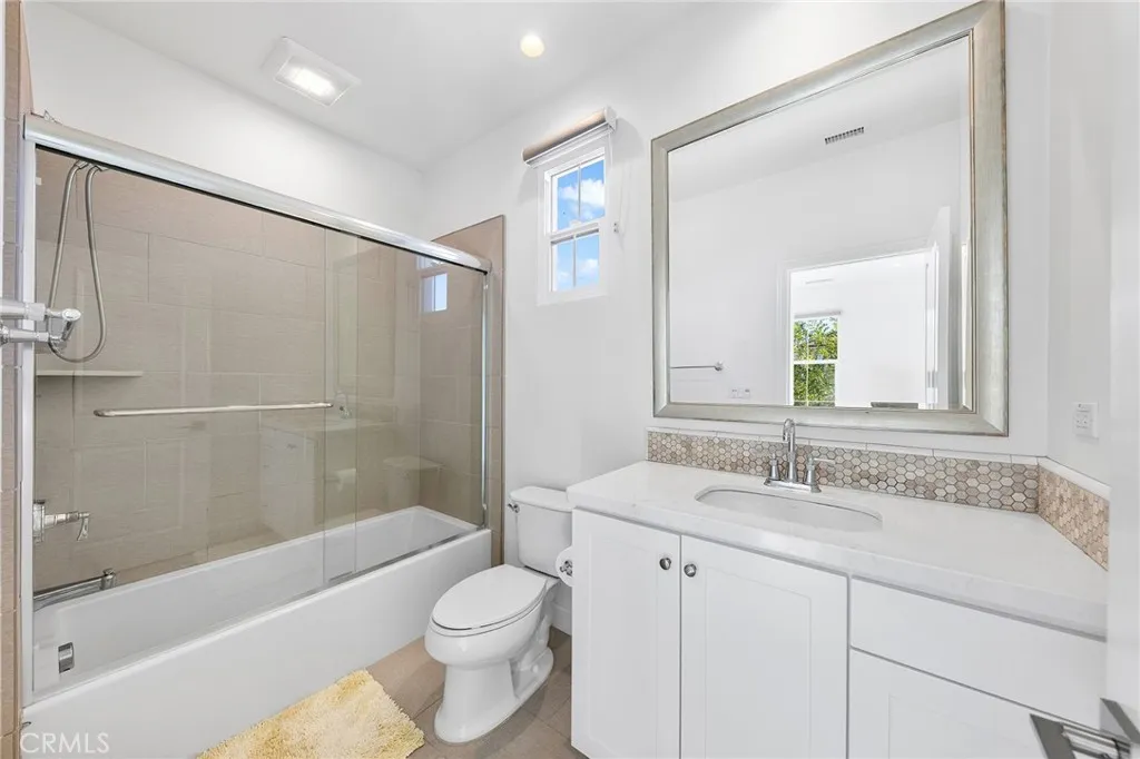 67 Runner, Irvine, California 92620 home-pic-40