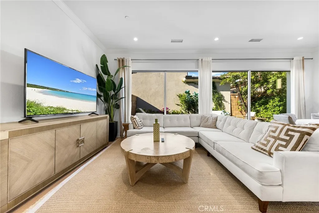 67 Runner, Irvine, California 92620 home-pic-7