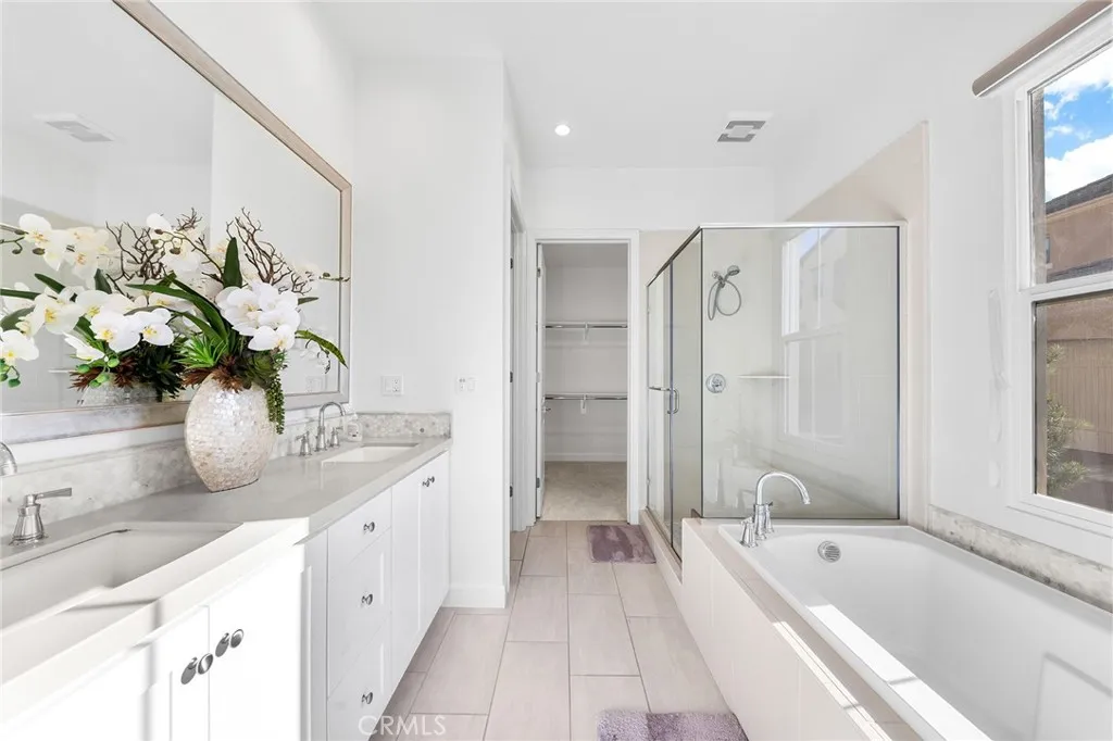 67 Runner, Irvine, California 92620 home-pic-22