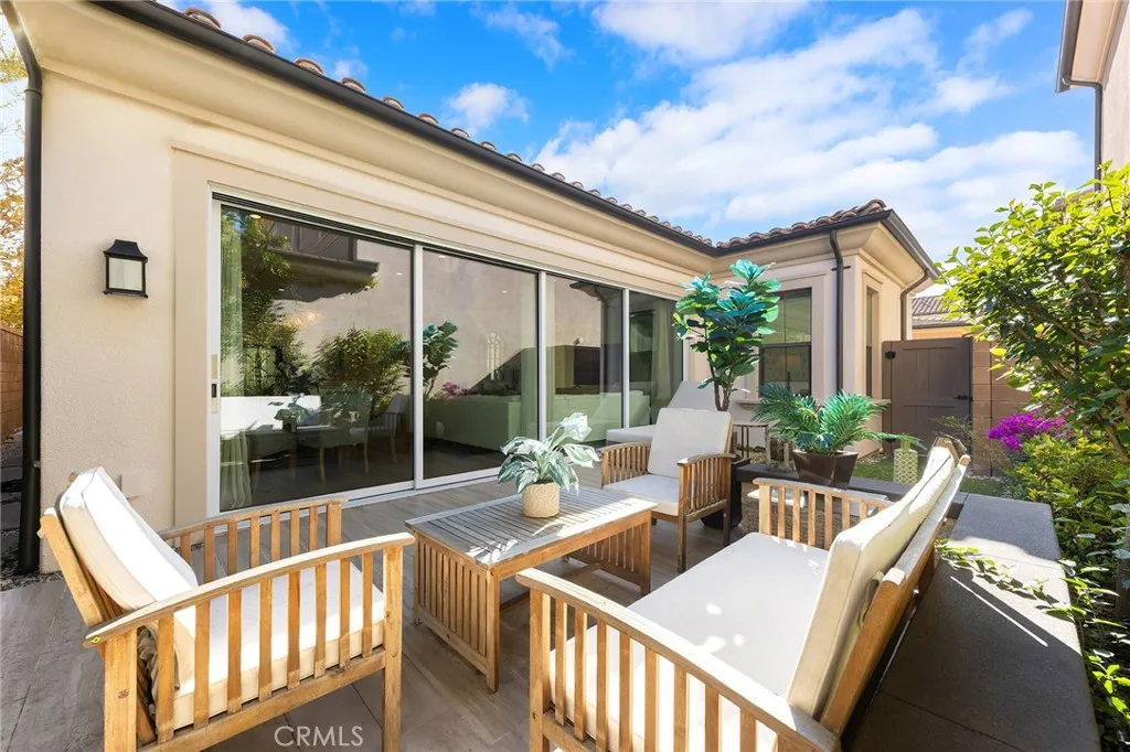 67 Runner, Irvine, California 92620 home-pic-43