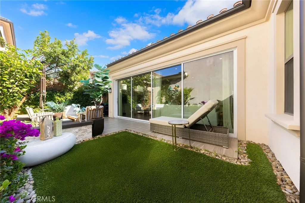 67 Runner, Irvine, California 92620 home-pic-47