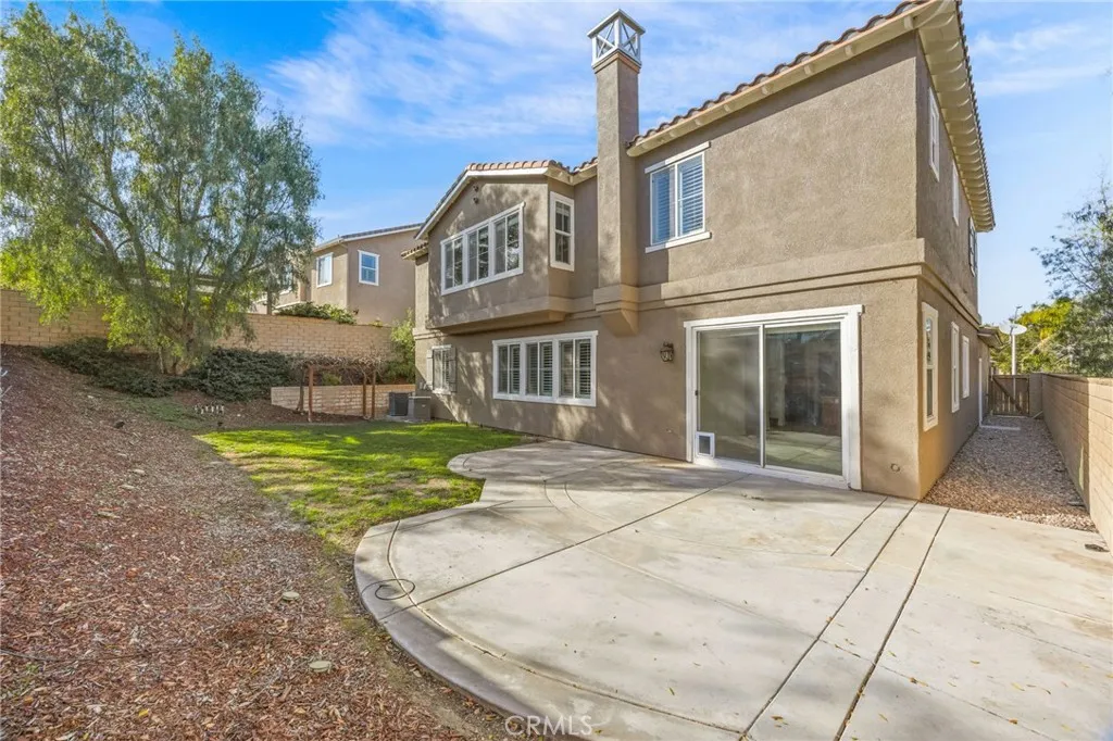 8863 Soothing Court, Corona, California 92883 home-pic-22