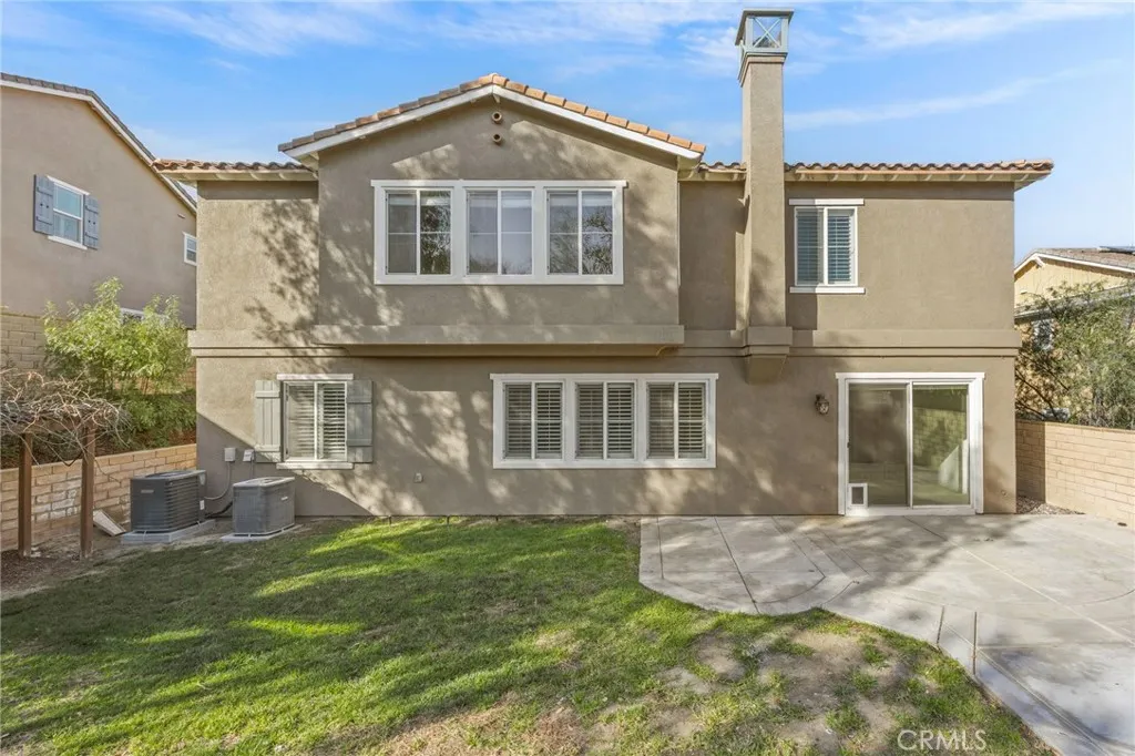 8863 Soothing Court, Corona, California 92883 home-pic-23