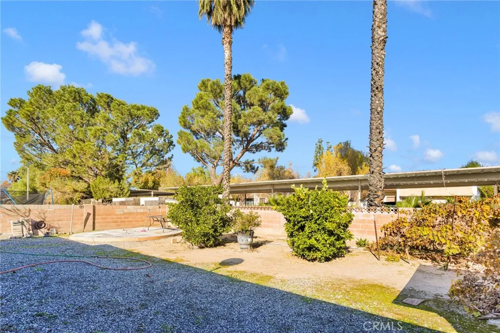858 Coral, Hemet, California 92543 home-pic-25