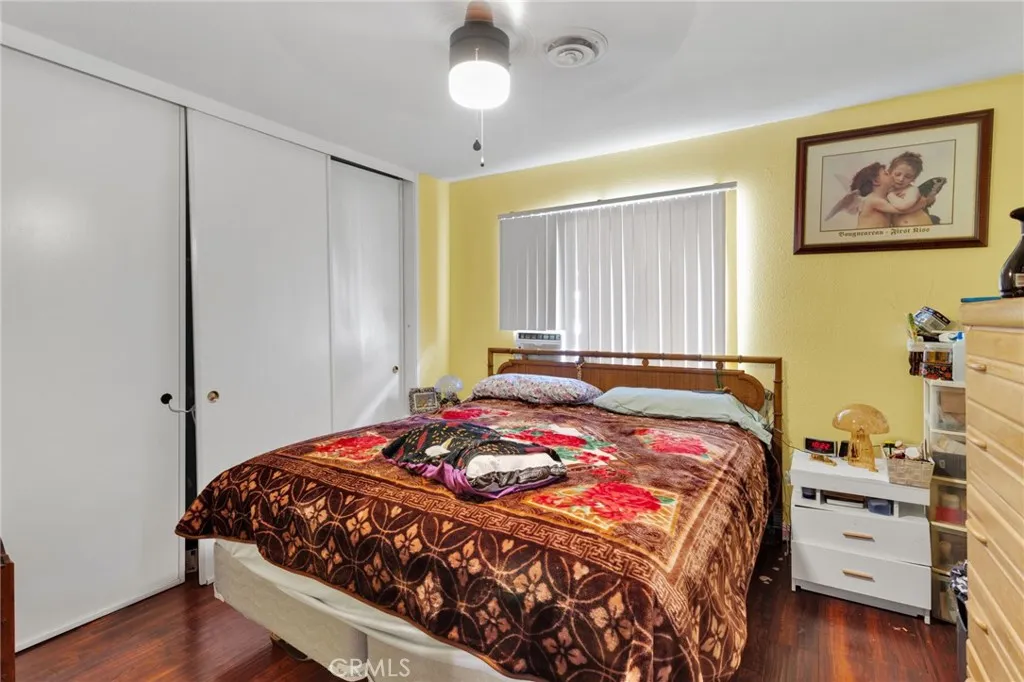 858 Coral, Hemet, California 92543 home-pic-16