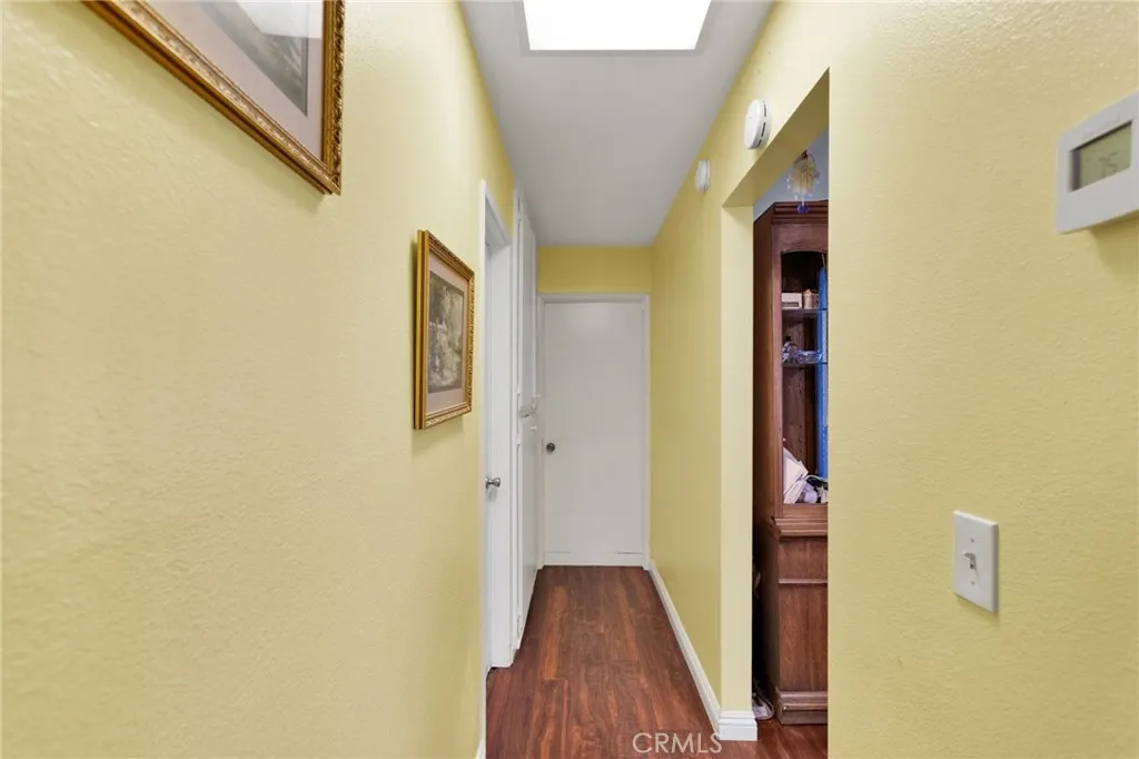 858 Coral, Hemet, California 92543 home-pic-19