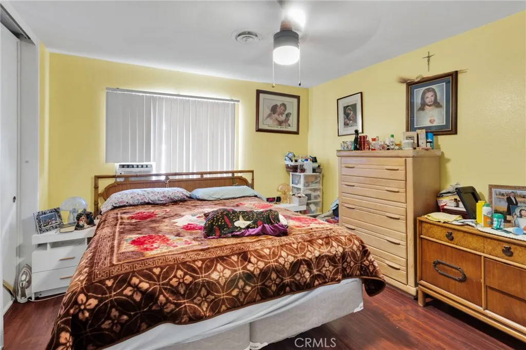 858 Coral, Hemet, California 92543 home-pic-15