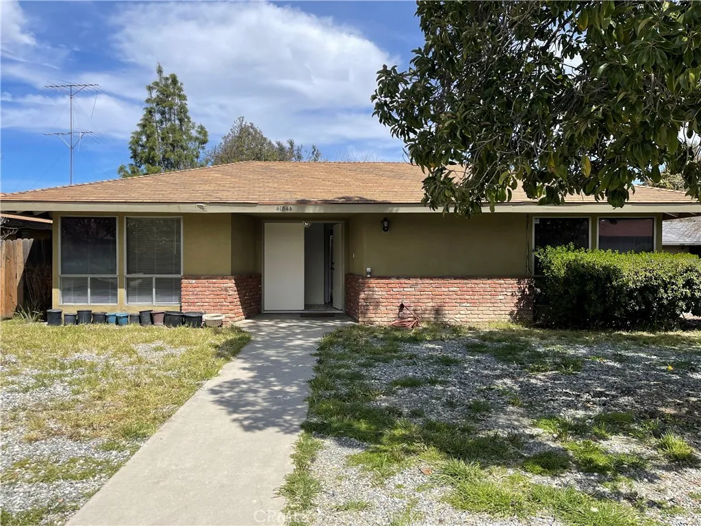 41844 Briarwood Avenue, Hemet, California 92544 home-pic-0