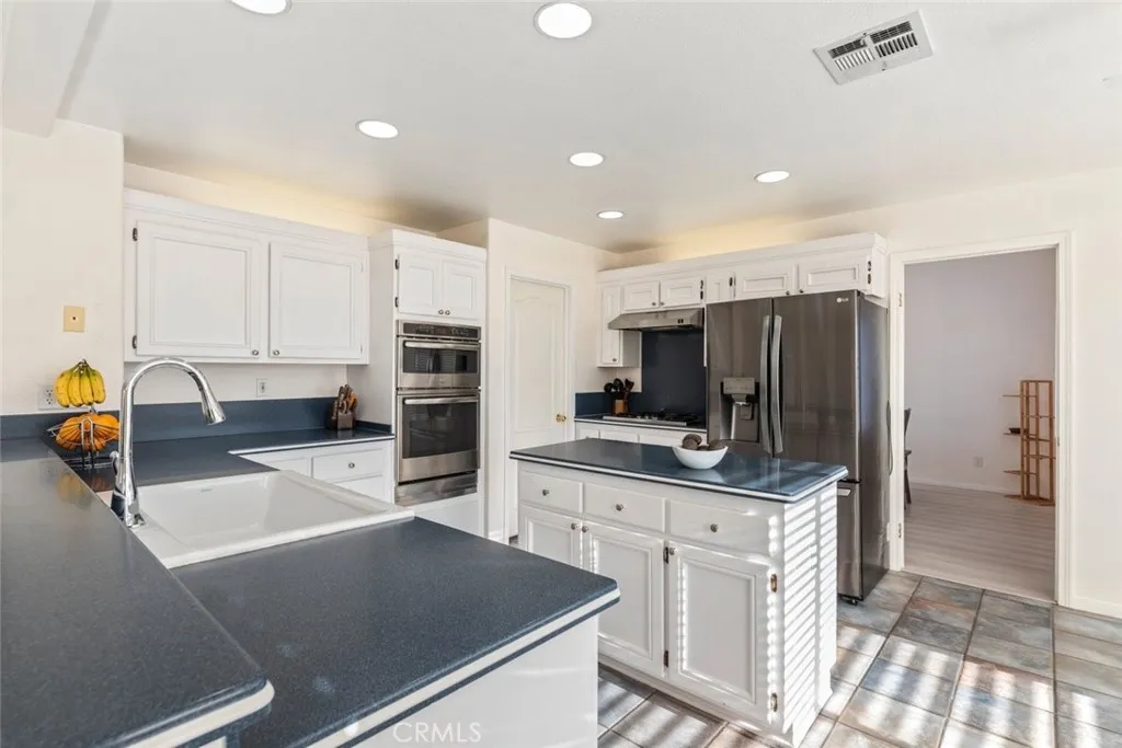 22997 Sweetbay, Wildomar, California 92595 home-pic-9