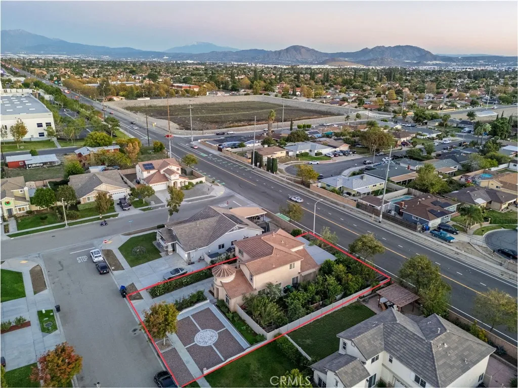 1553 W Ceres, Rialto, California 92376 home-pic-40