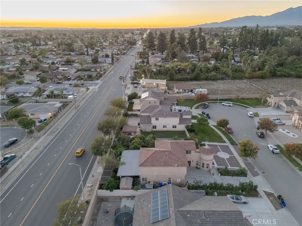 1553 W Ceres, Rialto, California 92376 home-pic-35