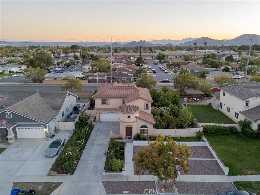 1553 W Ceres, Rialto, California 92376 home-pic-33