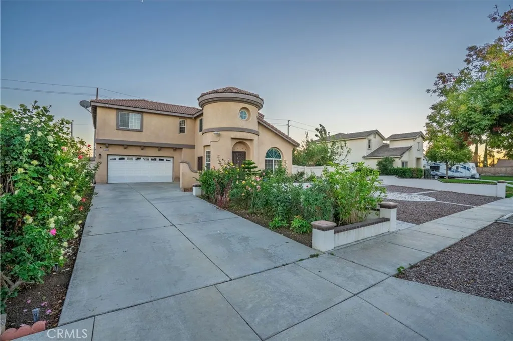 1553 W Ceres, Rialto, California 92376 home-pic-1