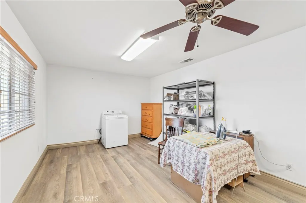 1553 W Ceres, Rialto, California 92376 home-pic-29