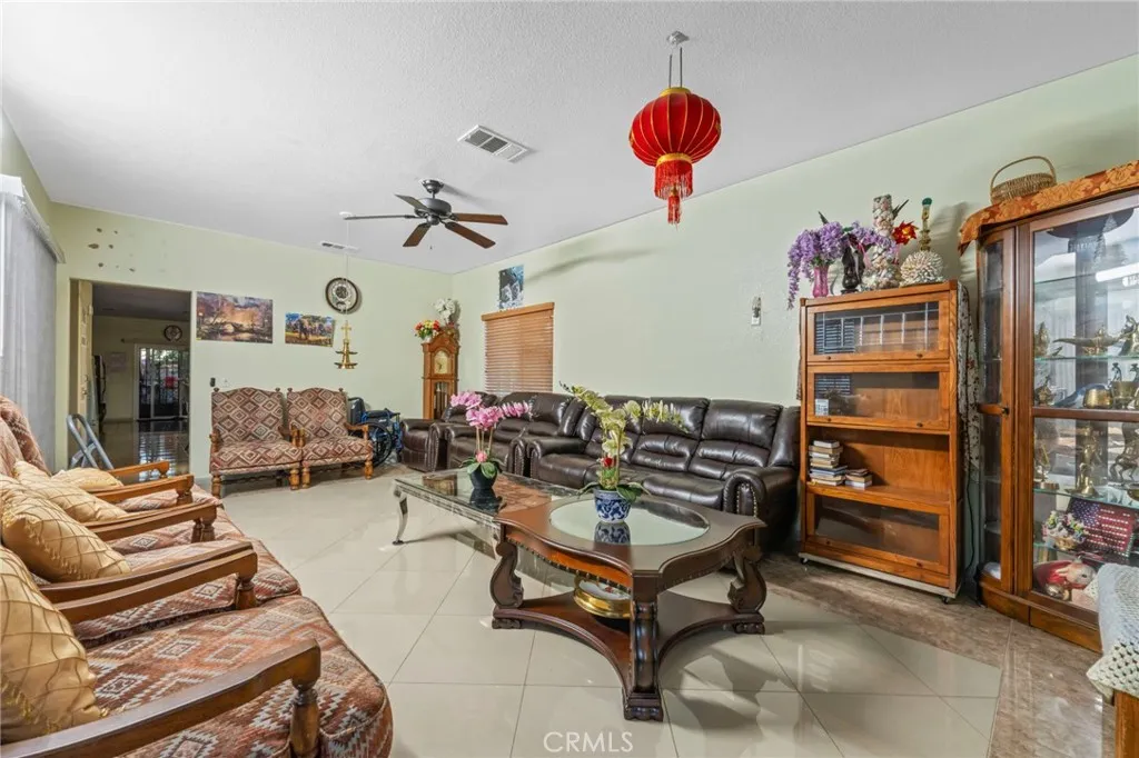1553 W Ceres, Rialto, California 92376 home-pic-14