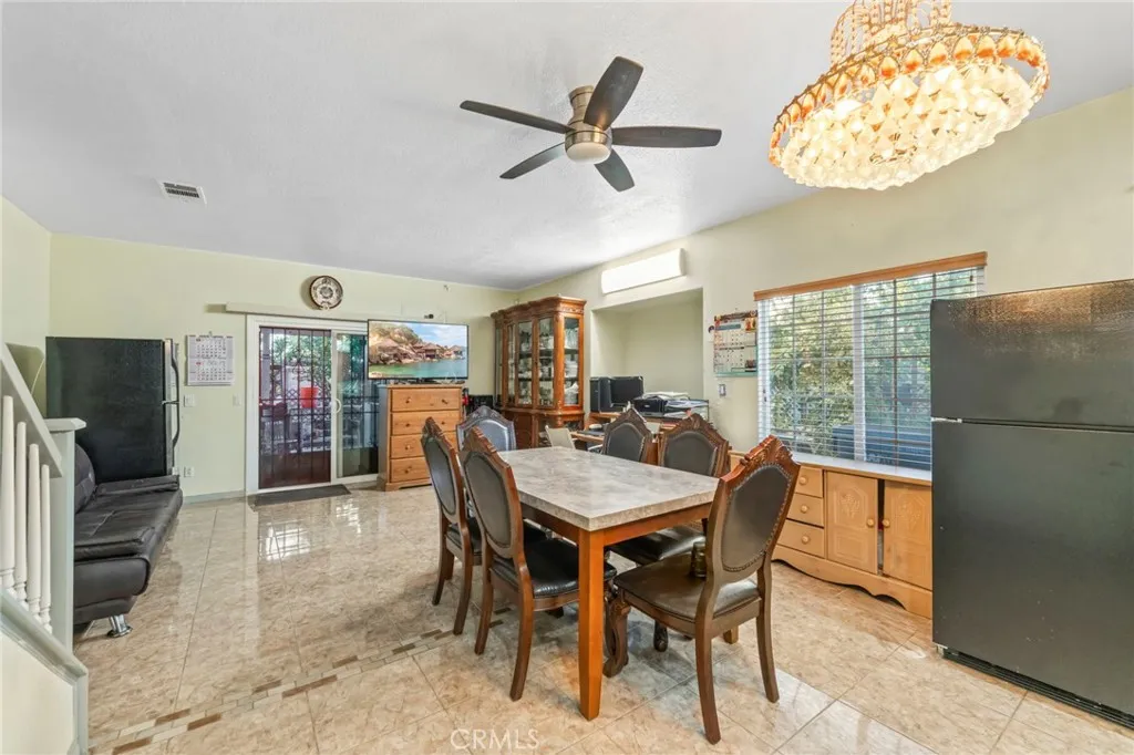 1553 W Ceres, Rialto, California 92376 home-pic-12