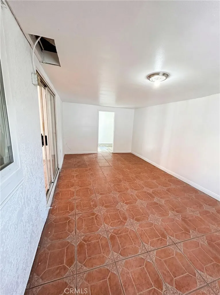 25391 Maxy Drive, Moreno Valley, California 92551 home-pic-3