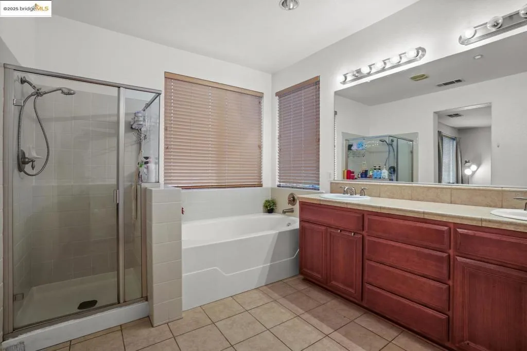 2474 Grant St, Brentwood, California 94513 home-pic-25