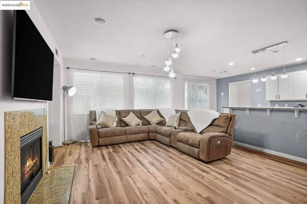 2474 Grant St, Brentwood, California 94513 home-pic-9