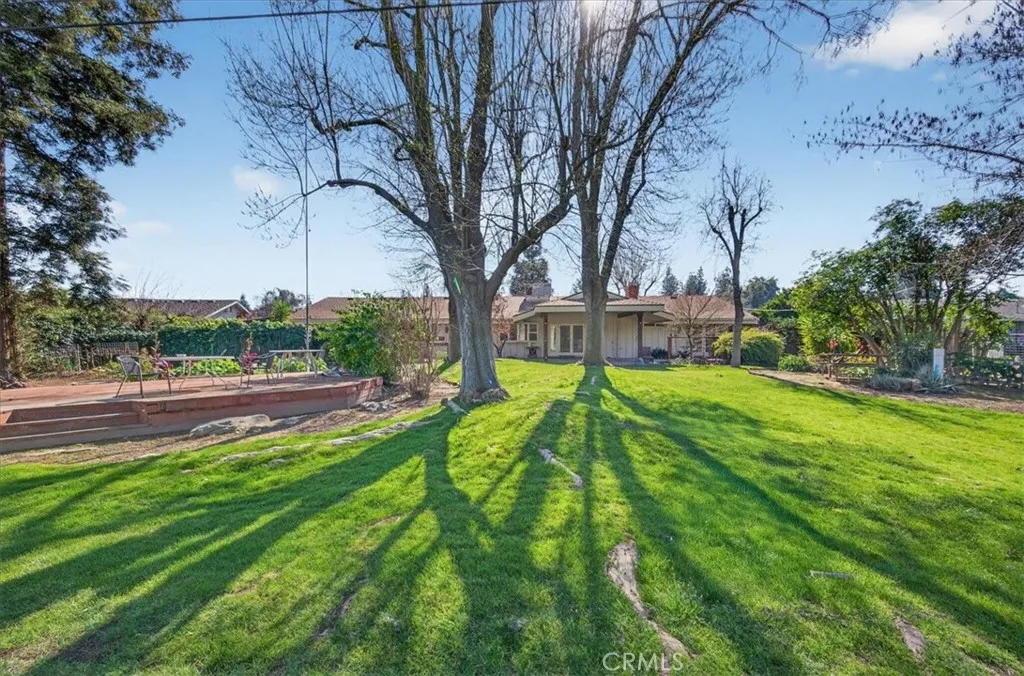 5867 E Club View, Fresno, California 93727 home-pic-62
