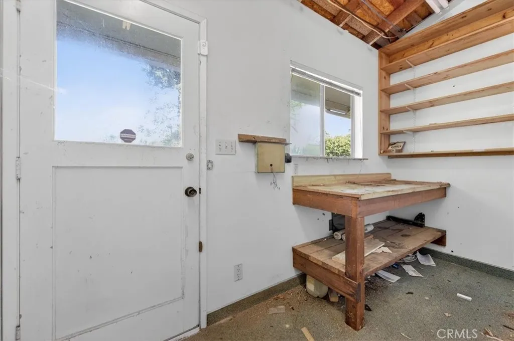 5867 E Club View, Fresno, California 93727 home-pic-68