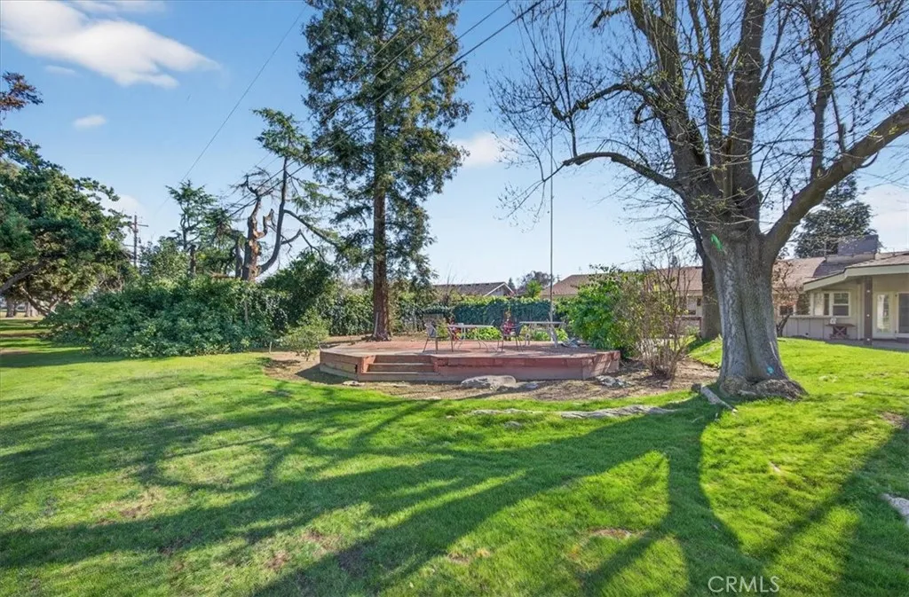 5867 E Club View, Fresno, California 93727 home-pic-63