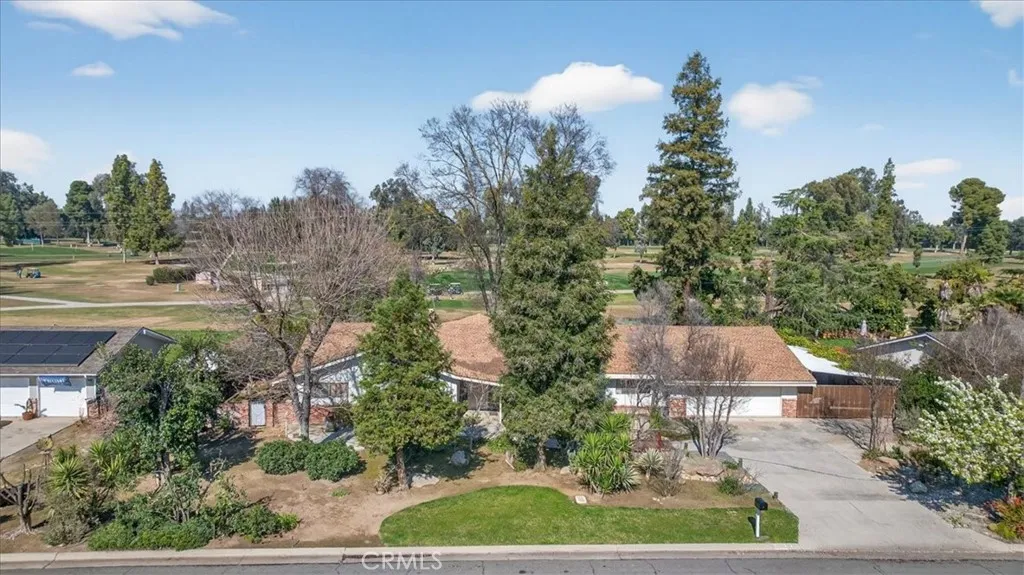 5867 E Club View, Fresno, California 93727 home-pic-2