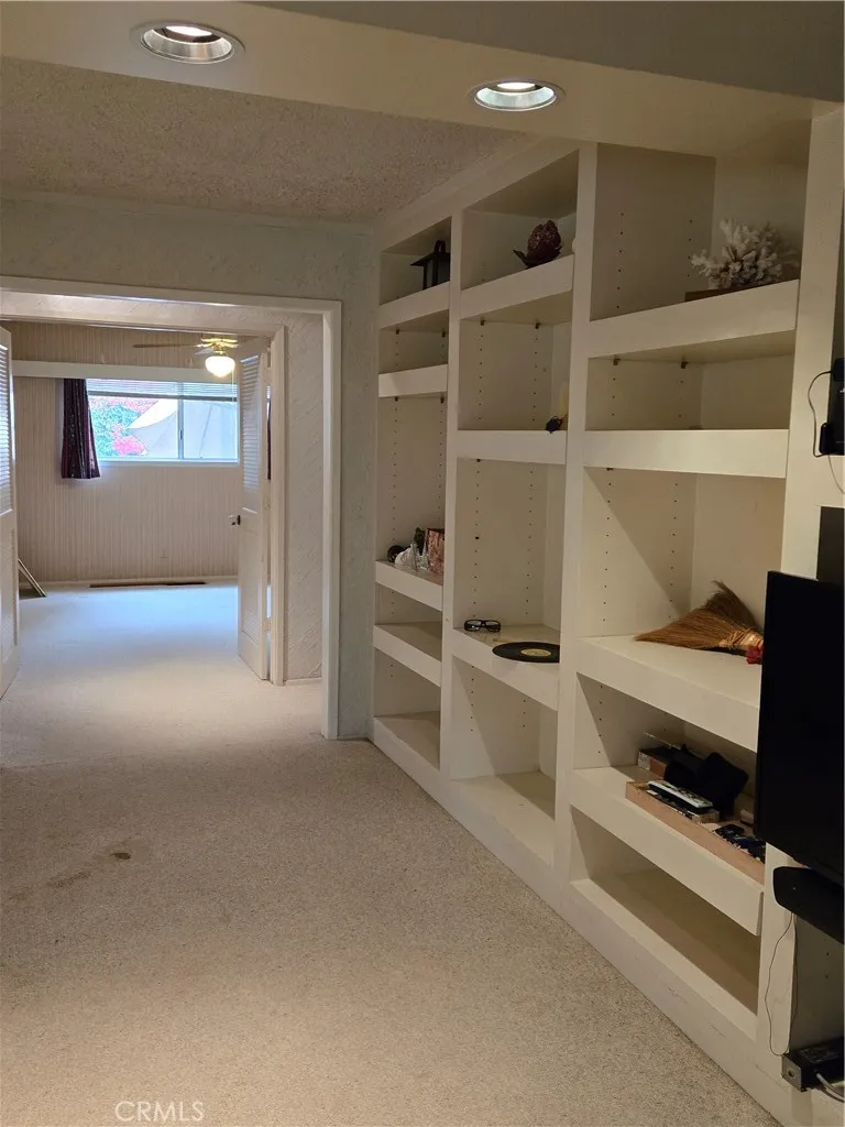 5867 E Club View, Fresno, California 93727 home-pic-13