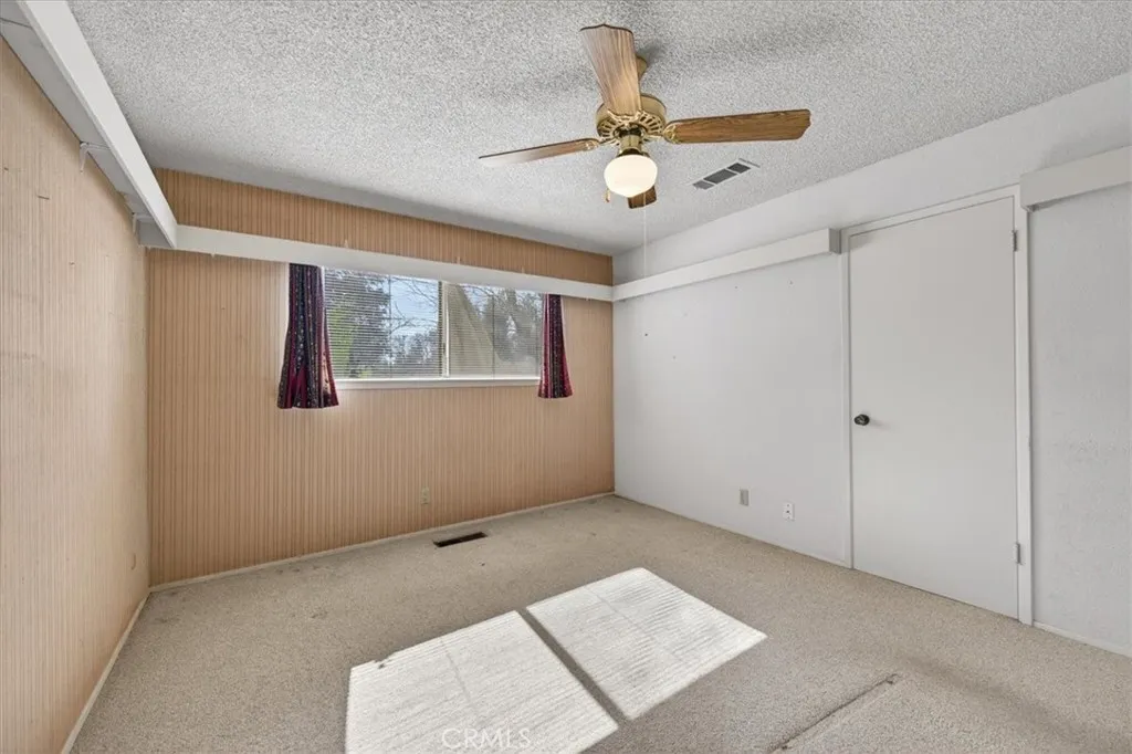 5867 E Club View, Fresno, California 93727 home-pic-34