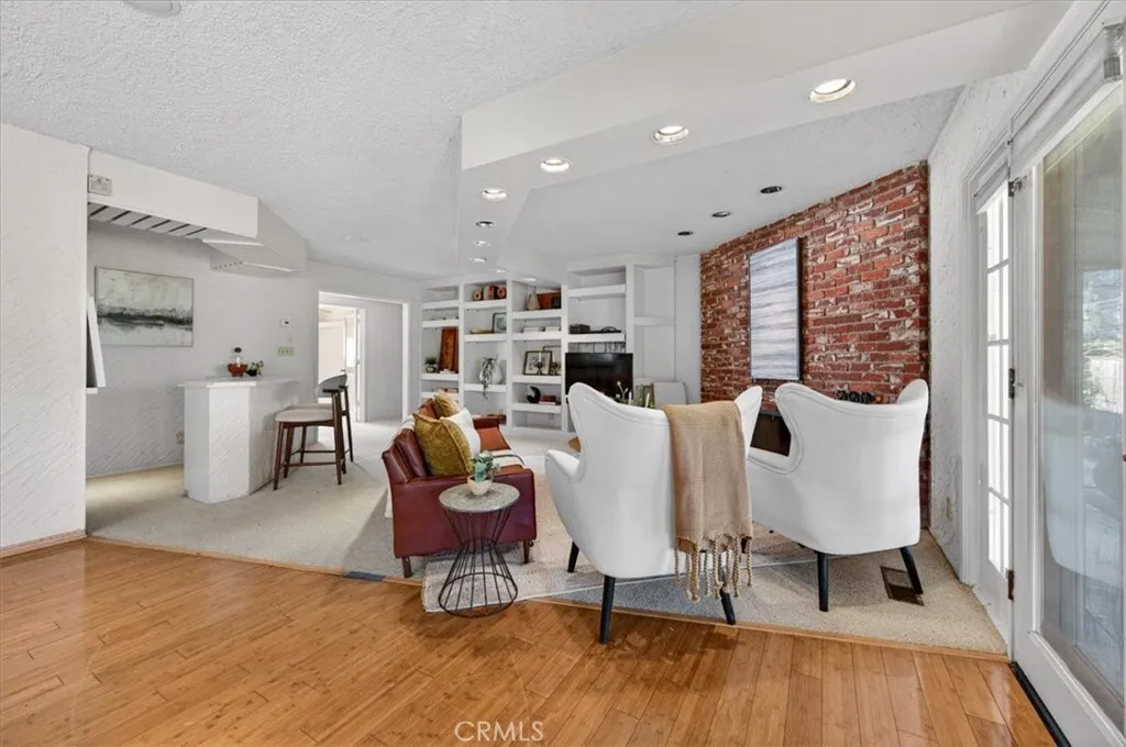 5867 E Club View, Fresno, California 93727 home-pic-16