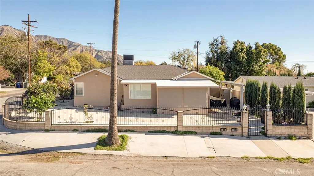 1670 N Oxford Avenue N, Pasadena, California 91104 home-pic-2