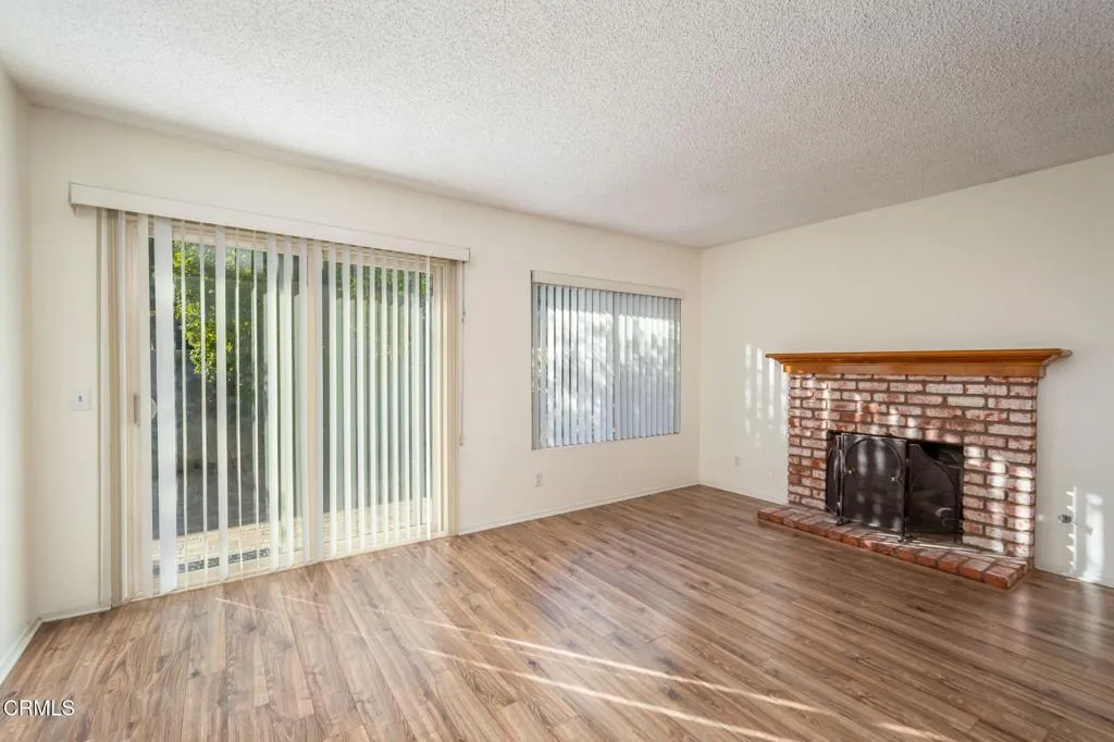 883 Murdoch Lane, Ventura, California 93003 home-pic-11