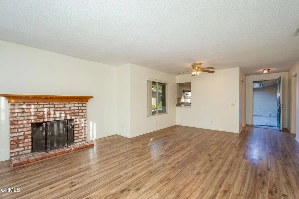 883 Murdoch Lane, Ventura, California 93003 home-pic-12