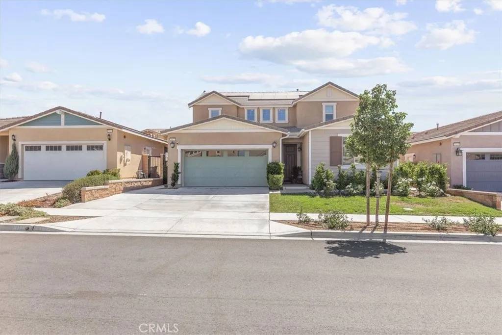 5327 La Bodega, Fontana, California 92336 home-pic-1