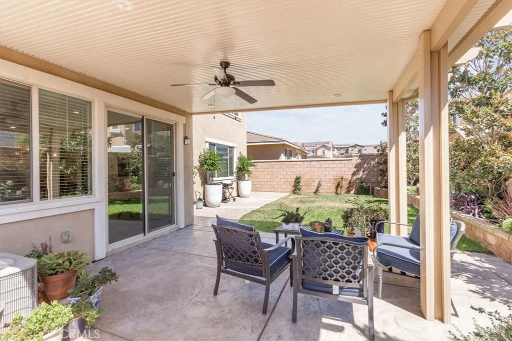 5327 La Bodega, Fontana, California 92336 home-pic-22