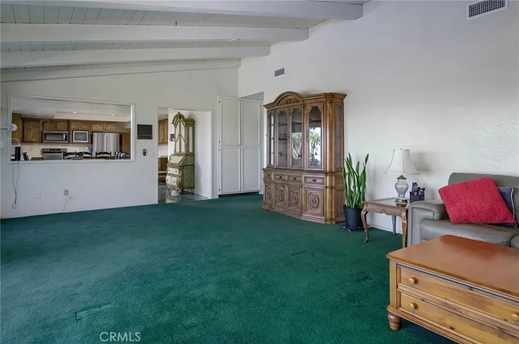 14531 Viewcrest Drive, Riverside, California 92504 home-pic-11