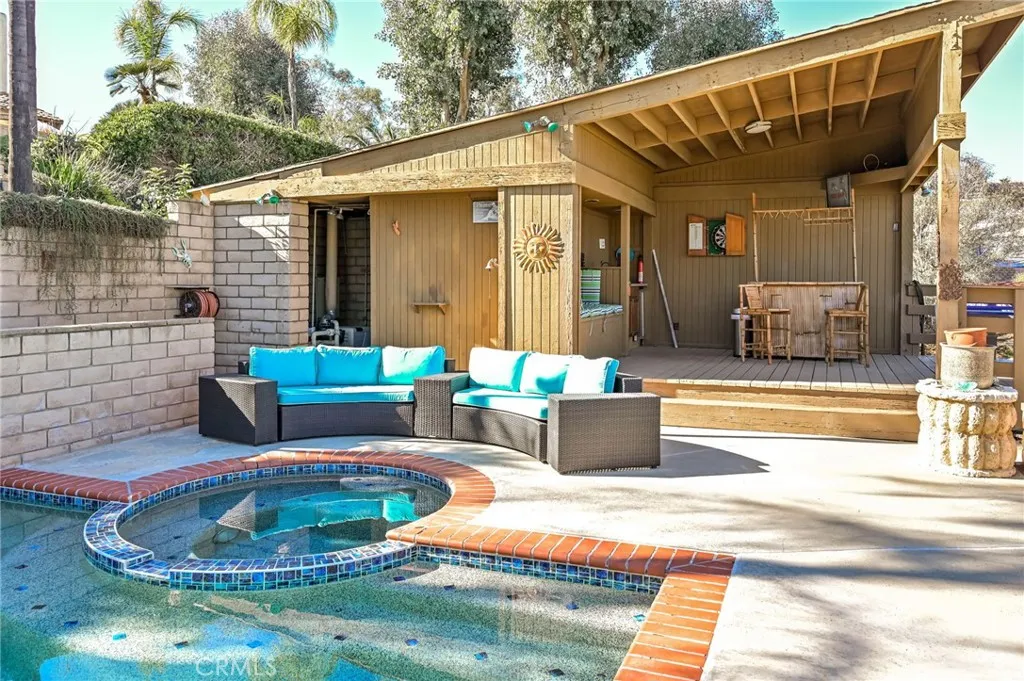 14531 Viewcrest Drive, Riverside, California 92504 home-pic-47